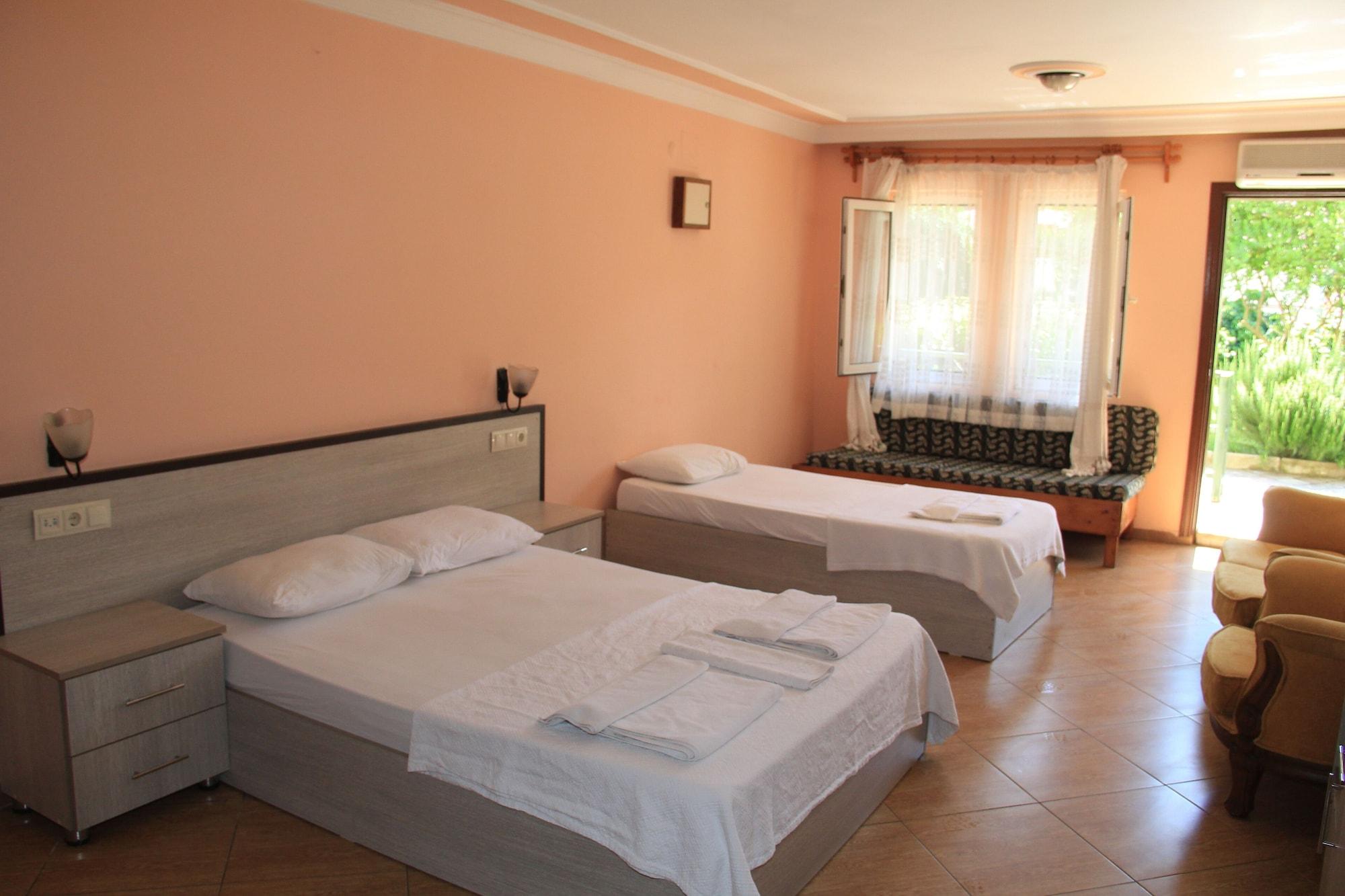 Carmina Hotel Олудениз Экстерьер фото