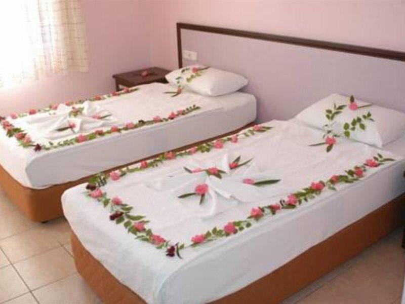 Carmina Hotel Олудениз Экстерьер фото